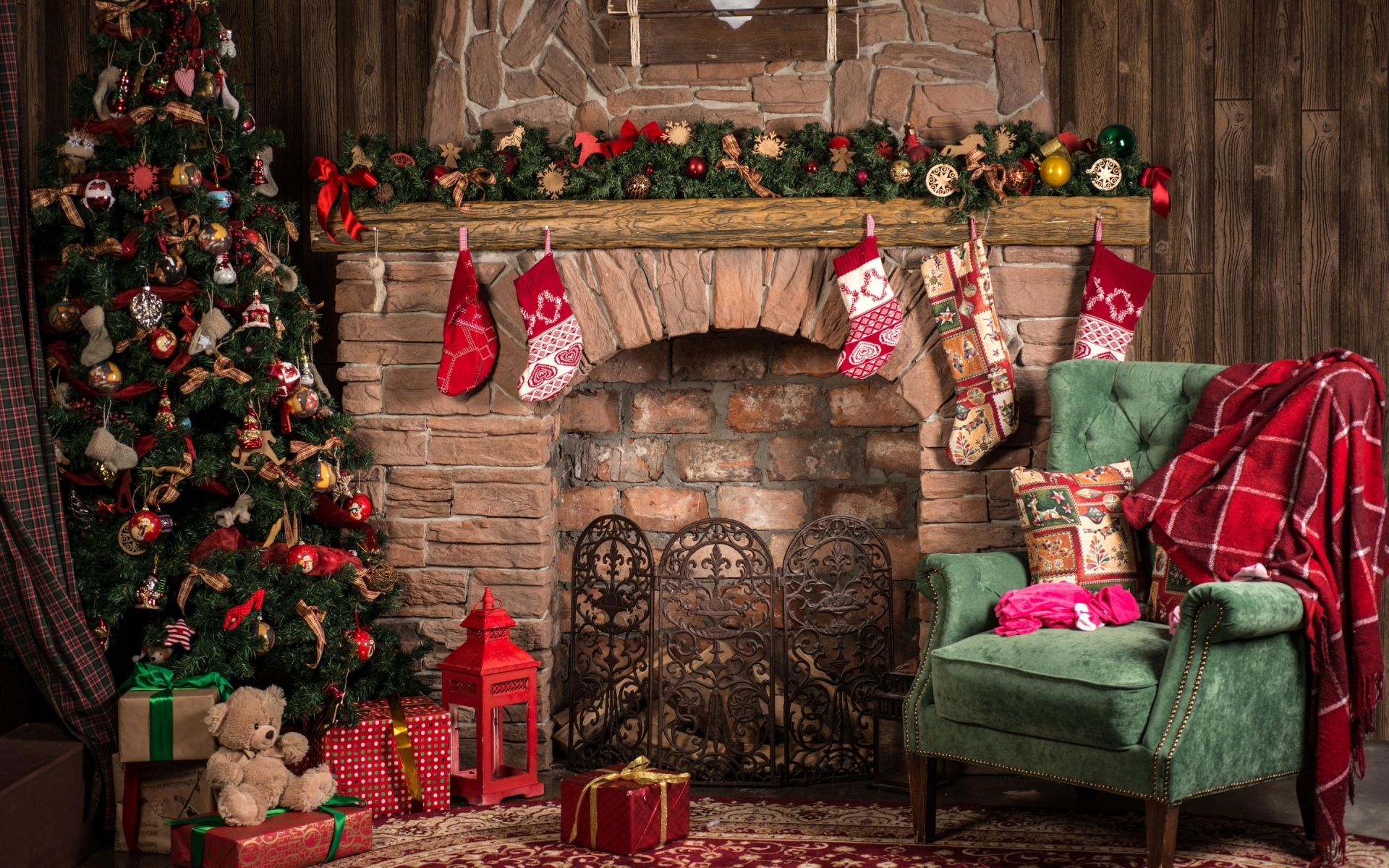 Cozy Christmas Decor Photo