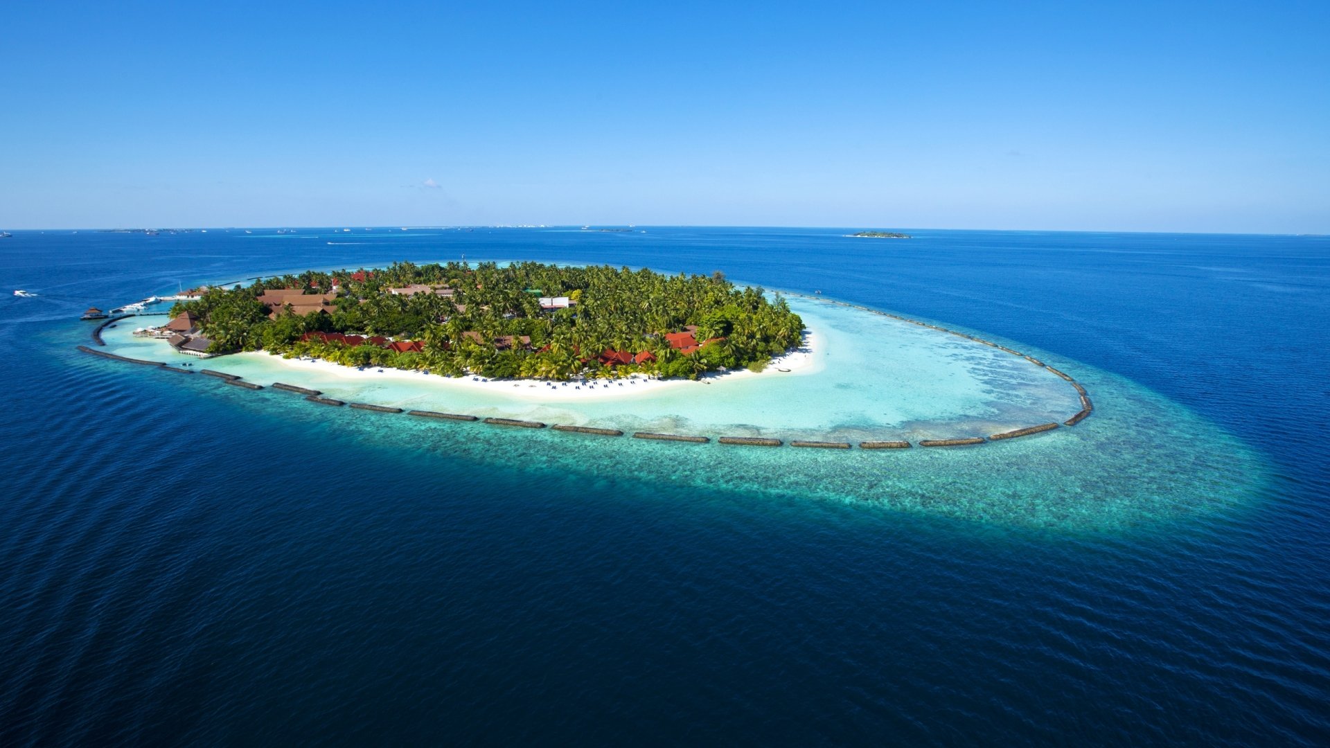 Amazing Maldives Island View Wallpaper