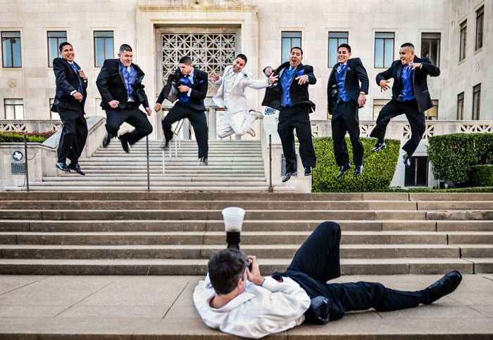 25 Photos That Prove Wedding Photographers Are Crazy