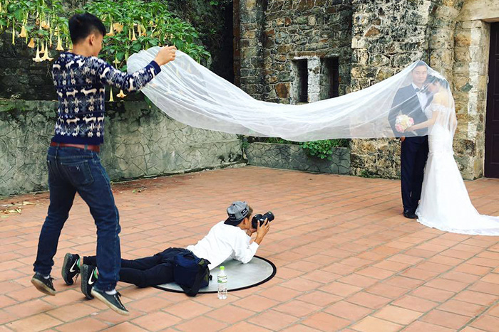 25 Photos That Prove Wedding Photographers Are Crazy