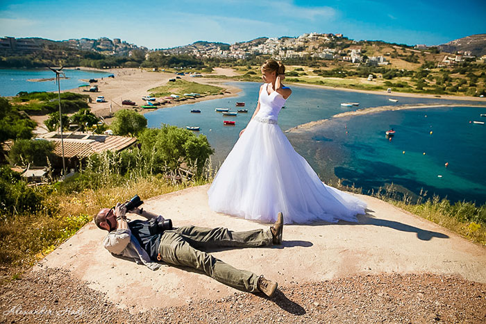 25 Photos That Prove Wedding Photographers Are Crazy