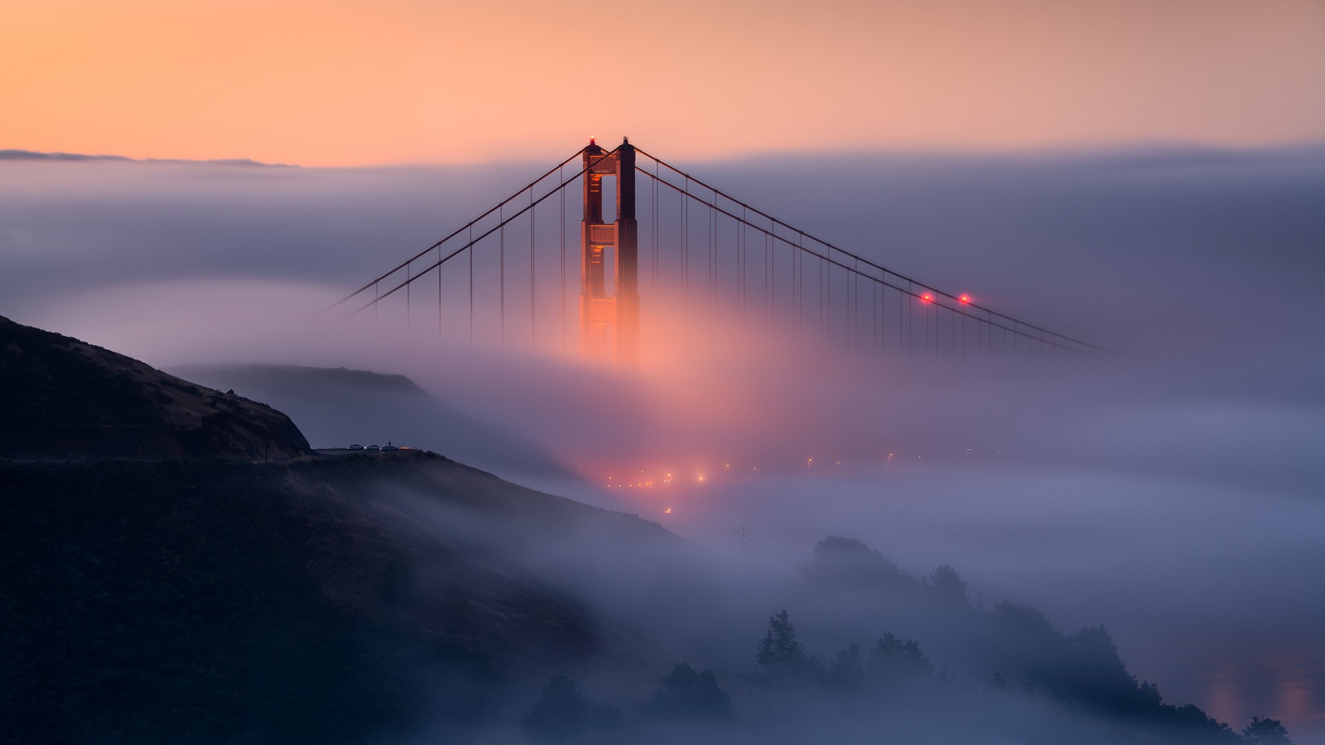 Golden Gate Bridge During Sunset 