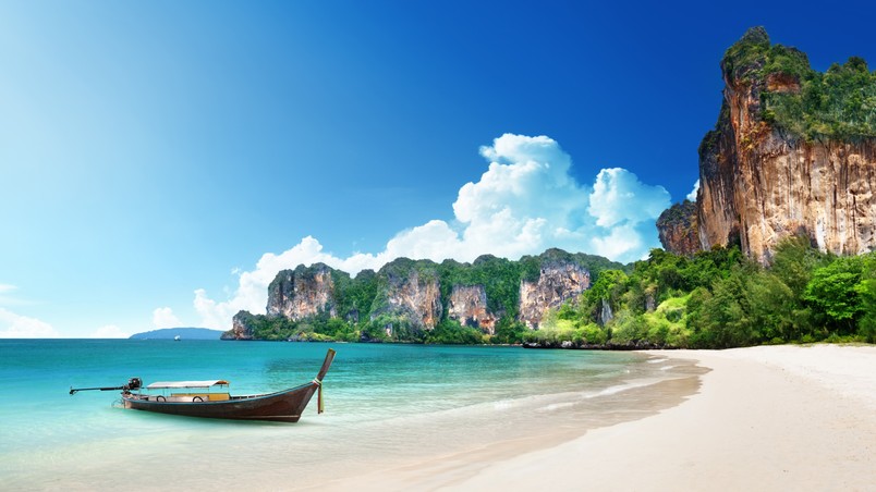 Paradise Beach desktop wallpaper