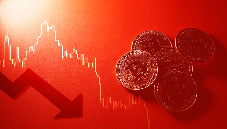 5 Reasons Why Bitcoin Crashed Its Worst Quarter in over 10 Years