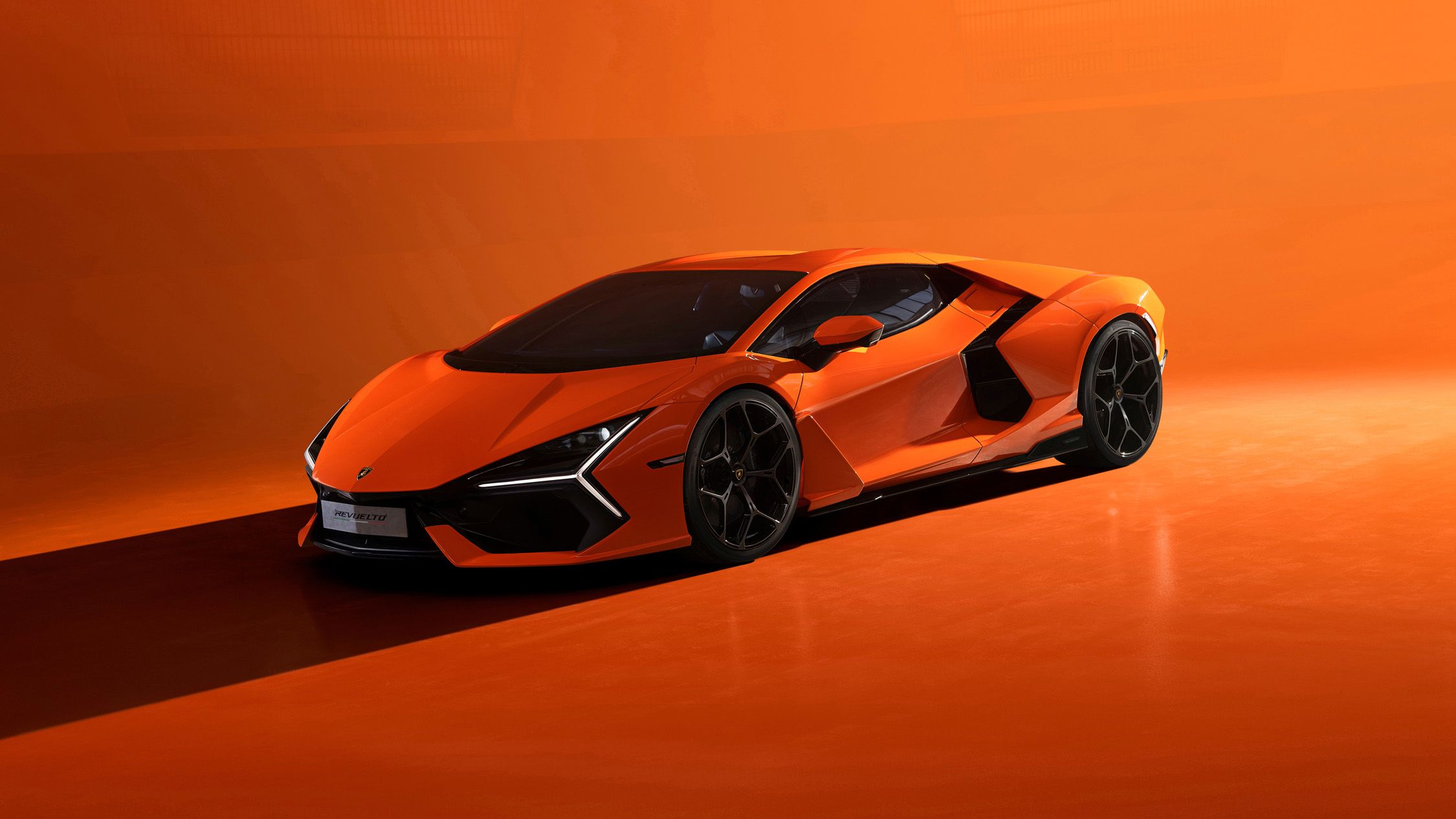 2024 Lamborghini Revuelto Photos 