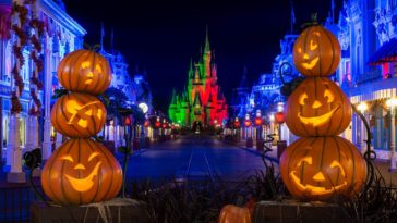Disneyland Halloween Wallpaper 3