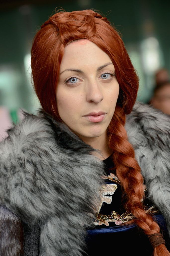 red-hair-halloween-costumes-sansa-stark