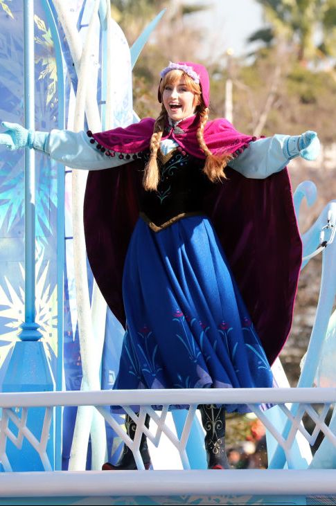 redhead-halloween-costumes-anna-frozen